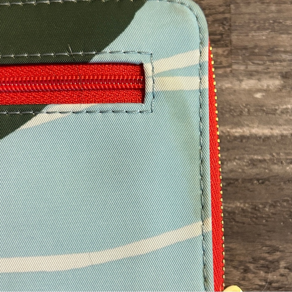 Fossil Sea Turtle Wallet - Picture 8 of 8